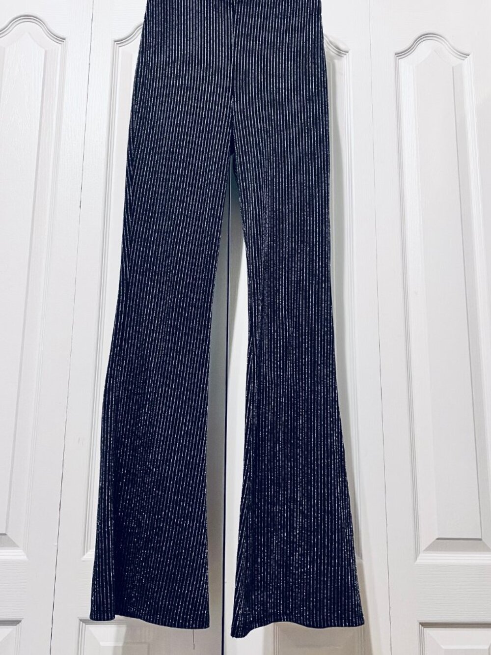 Forever 21-Women's Black/Silver Metallic Stripes Flare Pull On Pants-Small-Stret